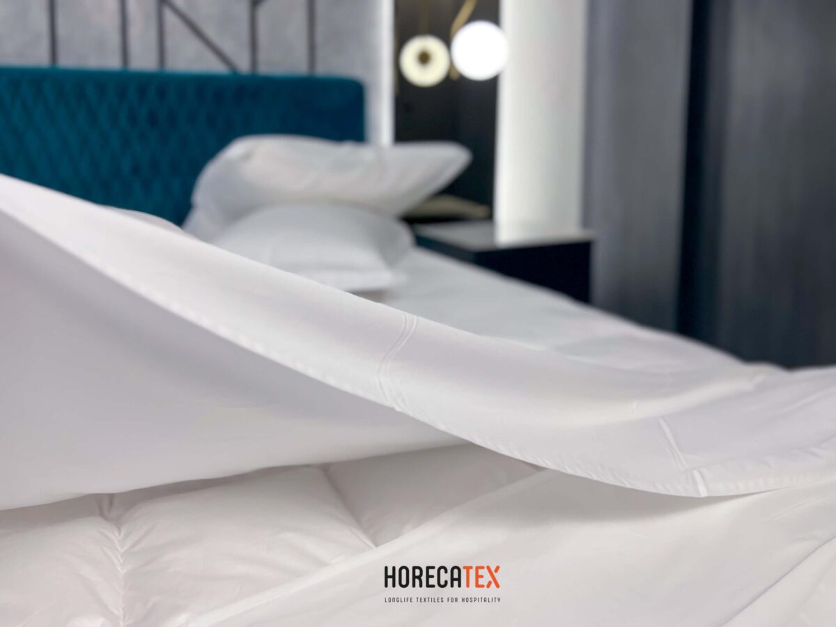 Lenjerii de pat hotel - Set lenjerie pat hotel sateen, 2 persoane pat queen size 160 x 200cm - 12904 - Horecatex.ro